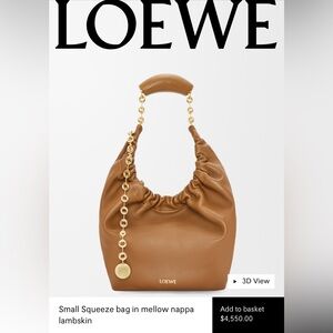 Loewe Small Squeeze Bag (Oak)